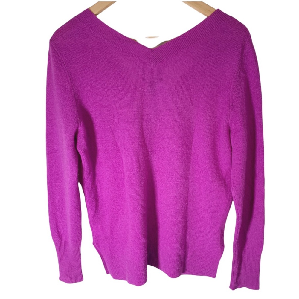 HALOGEN S Double V 100% Cashmere Sweater - Picture 3 of 4